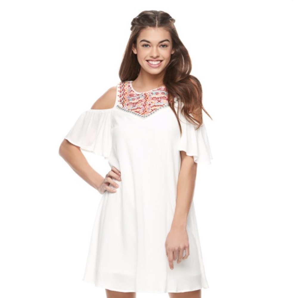 LILY ROSE // Cold Shoulder Embroidered Dress